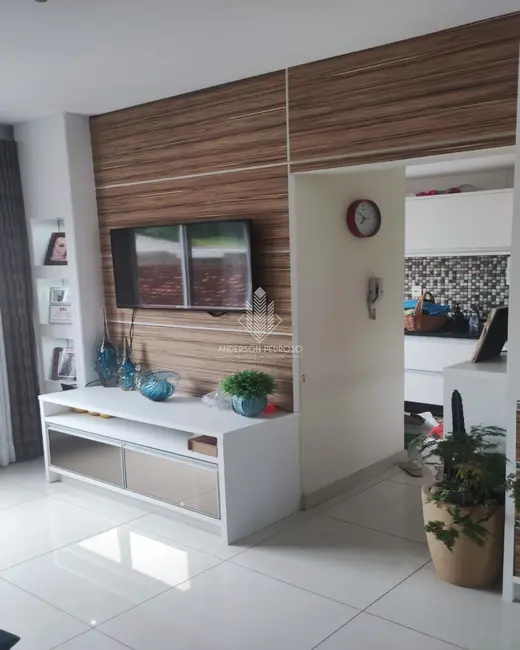 Foto 2 de Apartamento com 2 quartos à venda, 60m2 em Passa Vinte, Palhoca - SC