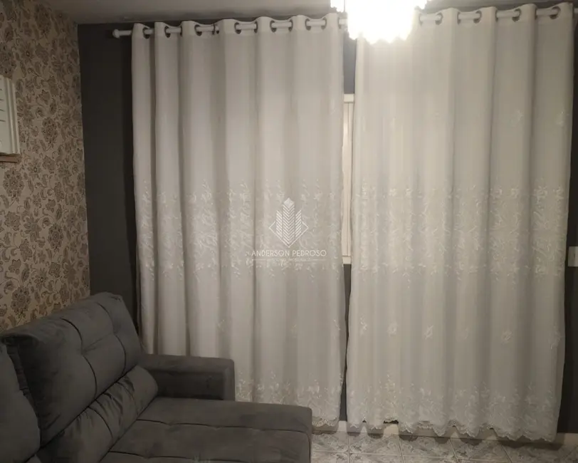 Foto 2 de Casa com 5 quartos à venda, 200m2 em Serraria, Sao Jose - SC