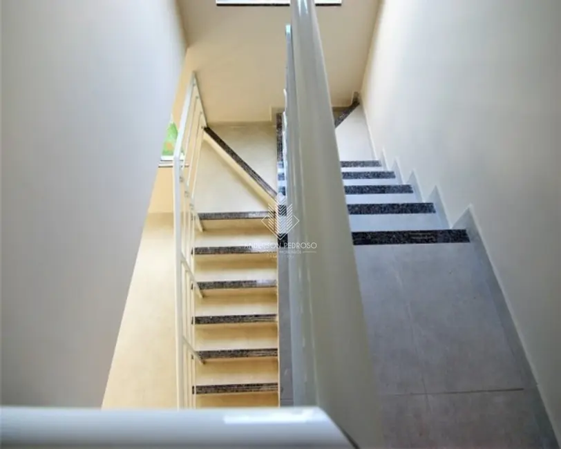 Foto 4 de Casa com 2 quartos à venda, 100m2 em Ipiranga, Sao Jose - SC