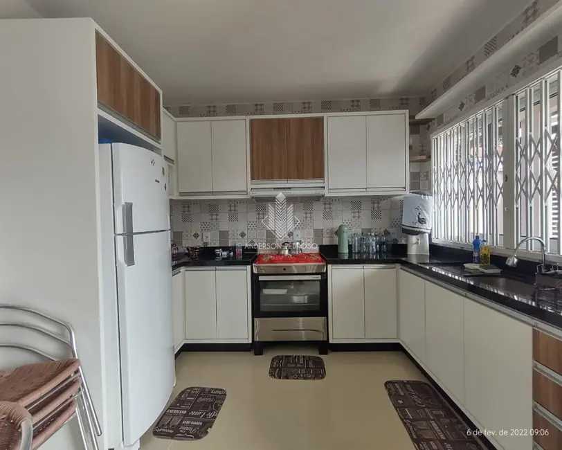 Foto 5 de Casa com 5 quartos à venda, 150m2 em Praia do Sonho (Ens Brito), Palhoca - SC