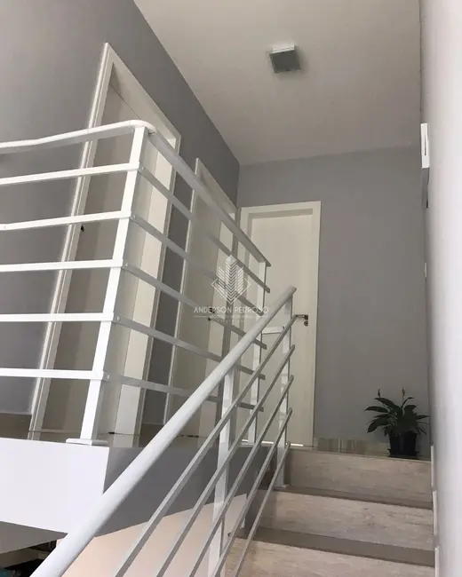 Foto 4 de Casa com 2 quartos à venda, 107m2 em Potecas, Sao Jose - SC