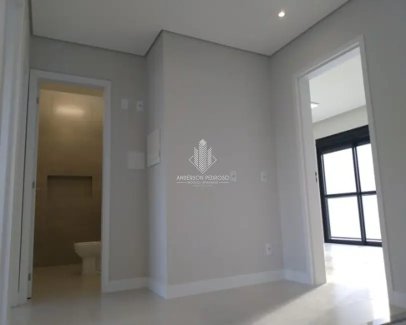 Casa com 3 quartos à venda, 151m2 em Centro, Biguacu - SC - imagem 9 Foto 9 de Casa com 3 quartos à venda, 151m2 em Centro, Biguacu - SC