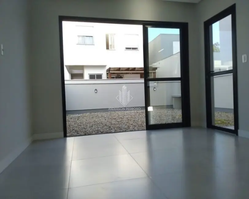 Casa com 3 quartos à venda, 151m2 em Centro, Biguacu - SC - imagem 5 Foto 5 de Casa com 3 quartos à venda, 151m2 em Centro, Biguacu - SC