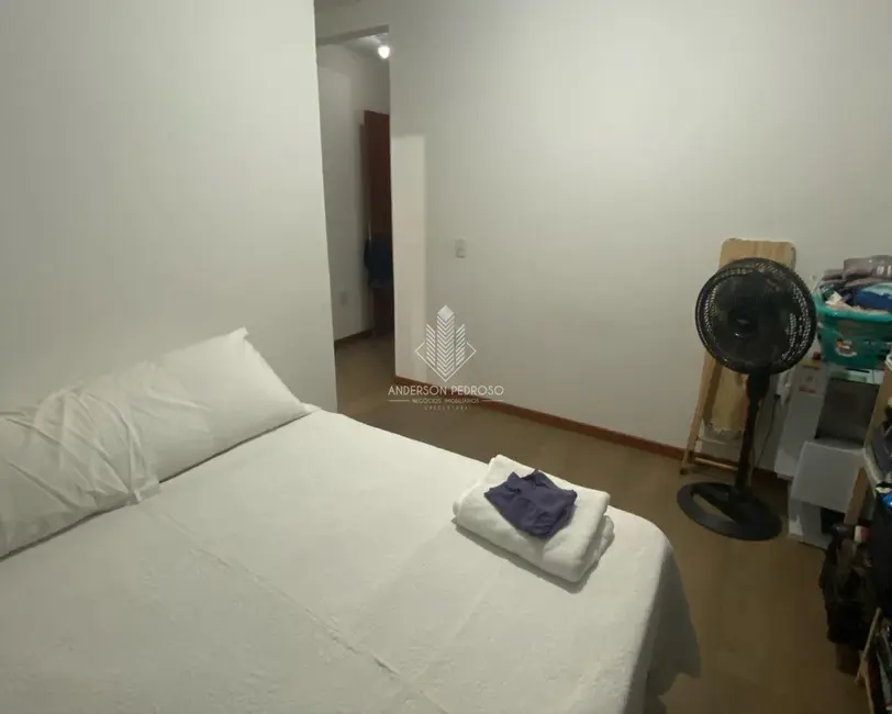 Foto 6 de Casa com 3 quartos à venda, 93m2 em Centro, Sao Jose - SC