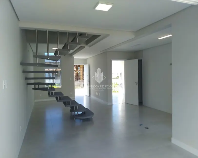 Casa com 4 quartos à venda, 150m2 em Centro, Biguacu - SC - imagem 4 Foto 4 de Casa com 4 quartos à venda, 150m2 em Centro, Biguacu - SC