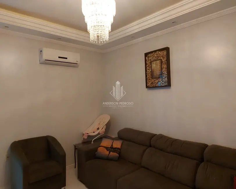 Casa com 4 quartos à venda, 189m2 em Centro, Biguacu - SC - imagem 7 Foto 7 de Casa com 4 quartos à venda, 189m2 em Centro, Biguacu - SC