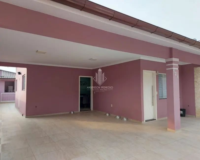 Casa com 4 quartos à venda, 189m2 em Centro, Biguacu - SC - imagem 3 Foto 3 de Casa com 4 quartos à venda, 189m2 em Centro, Biguacu - SC