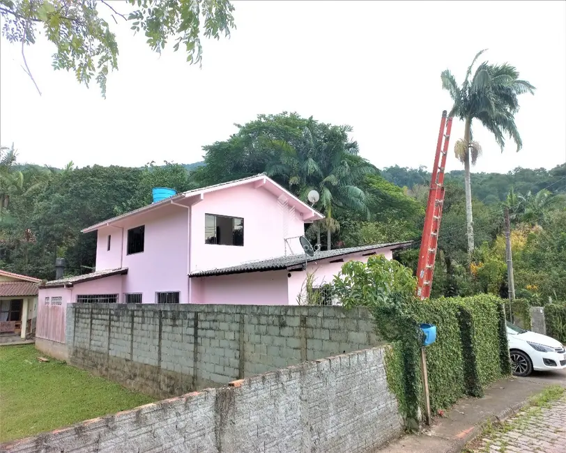 Foto 1 de Casa com 3 quartos à venda, 270m2 em Enseada do Brito (Ens Brito), Palhoca - SC