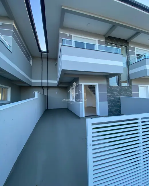 Casa com 2 quartos à venda, 66m2 em Praia do Sonho (Ens Brito), Palhoca - SC - imagem 5 Foto 5 de Casa com 2 quartos à venda, 66m2 em Praia do Sonho (Ens Brito), Palhoca - SC