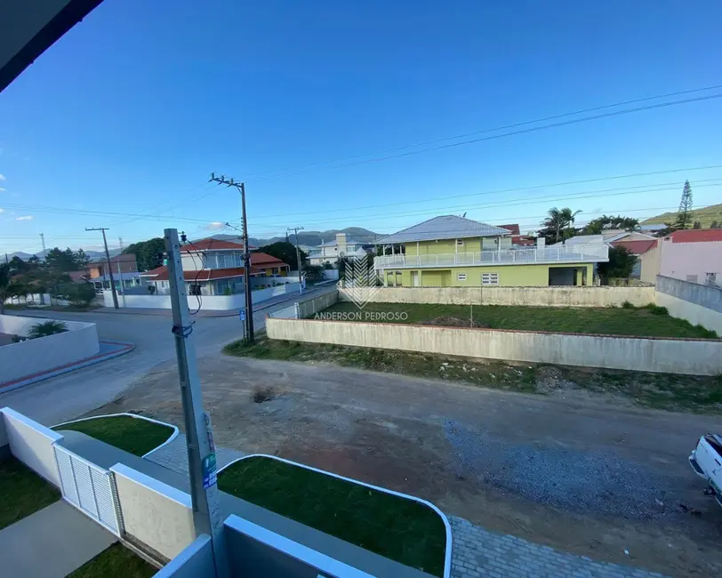 Foto 1 de Casa com 2 quartos à venda, 66m2 em Praia do Sonho (Ens Brito), Palhoca - SC
