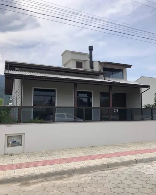 Foto 2 de Casa com 3 quartos à venda, 280m2 em Praia de Fora, Palhoca - SC