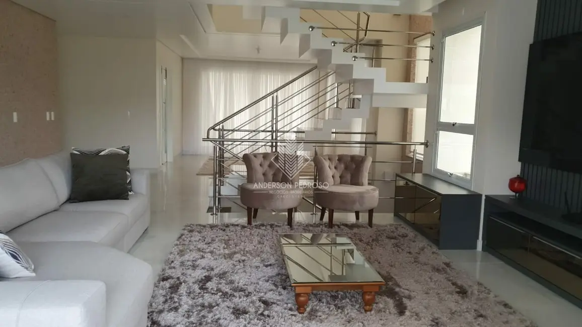 Foto 3 de Casa com 4 quartos à venda, 650m2 em Pedra Branca, Palhoca - SC