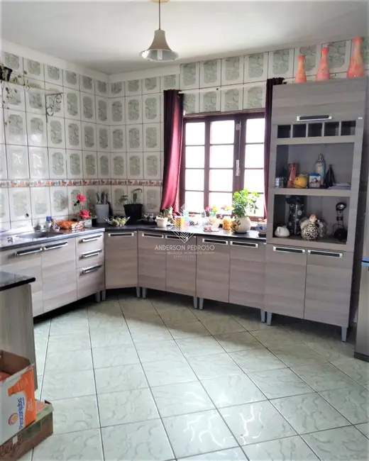 Foto 7 de Casa com 7 quartos à venda, 244m2 em Caminho Novo, Palhoca - SC