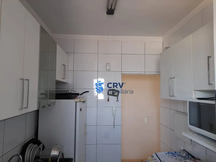 Foto 2 de Apartamento com 3 quartos à venda, 66m2 em Amaro, Londrina - PR