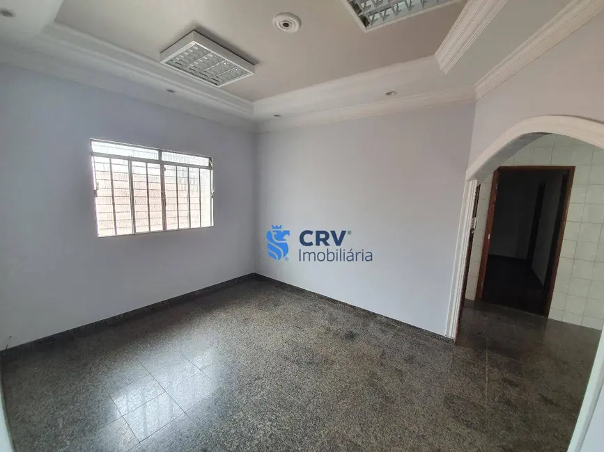 Casa com 7 quartos à venda, 360m2 em Quebec, Londrina - PR - imagem 4 Foto 4 de Casa com 7 quartos à venda, 360m2 em Quebec, Londrina - PR
