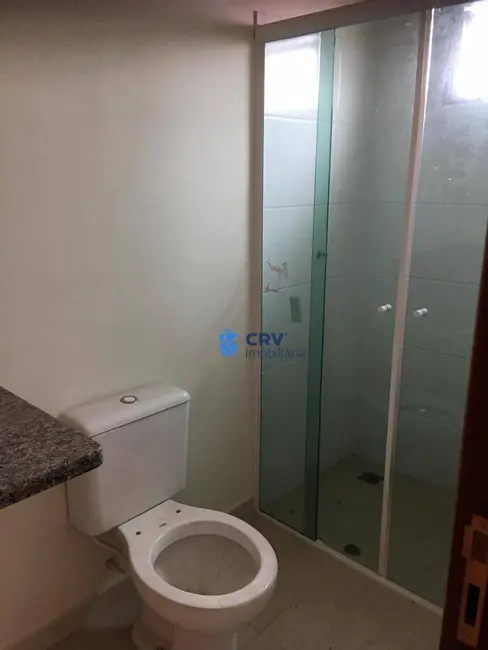 Sobrado com 3 quartos à venda, 150m2 em Conjunto Habitacional Santiago II, Londrina - PR - imagem 6 Foto 6 de Sobrado com 3 quartos à venda, 150m2 em Conjunto Habitacional Santiago II, Londrina - PR