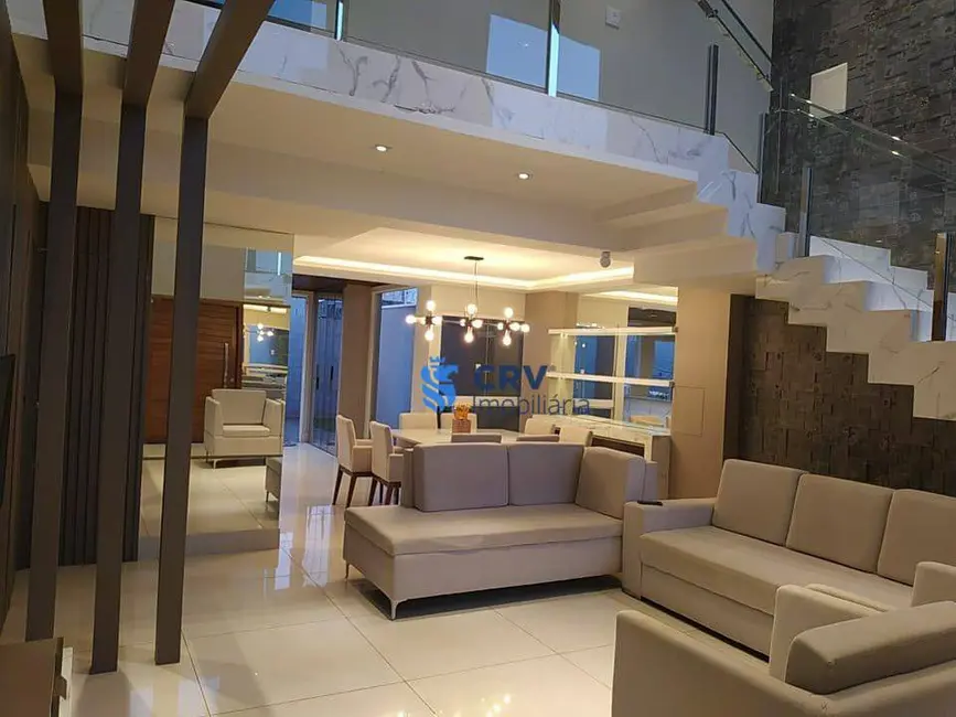 Sobrado com 4 quartos à venda, 250m2 em Gleba Simon Frazer, Londrina - PR - imagem 5 Foto 5 de Sobrado com 4 quartos à venda, 250m2 em Gleba Simon Frazer, Londrina - PR