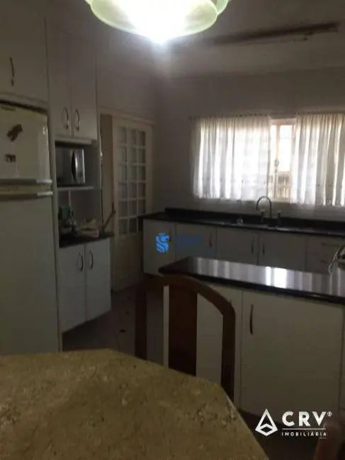 Sobrado com 4 quartos à venda e para alugar, 550m2 em Vila Ipiranga, Londrina - PR - imagem 6 Foto 6 de Sobrado com 4 quartos à venda e para alugar, 550m2 em Vila Ipiranga, Londrina - PR