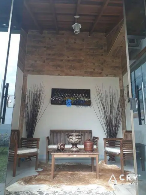 Casa com 3 quartos à venda, 520m2 em Caravelle, Londrina - PR - imagem 4 Foto 4 de Casa com 3 quartos à venda, 520m2 em Caravelle, Londrina - PR
