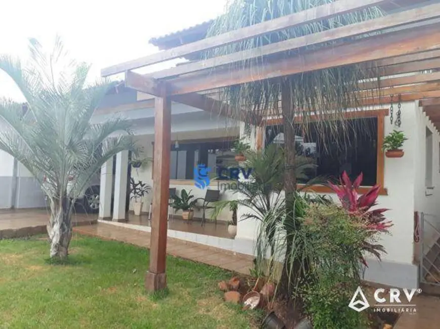 Casa com 3 quartos à venda, 520m2 em Caravelle, Londrina - PR - imagem 1 Foto 1 de Casa com 3 quartos à venda, 520m2 em Caravelle, Londrina - PR