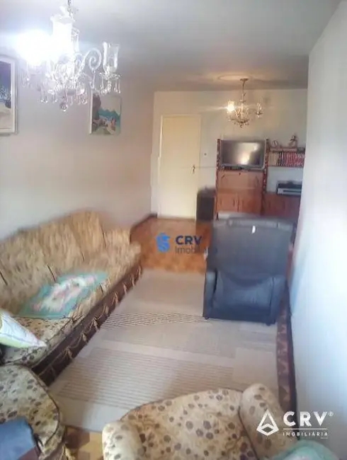 Sobrado com 3 quartos à venda, 160m2 em Jardim Palmares, Londrina - PR - imagem 9 Foto 9 de Sobrado com 3 quartos à venda, 160m2 em Jardim Palmares, Londrina - PR