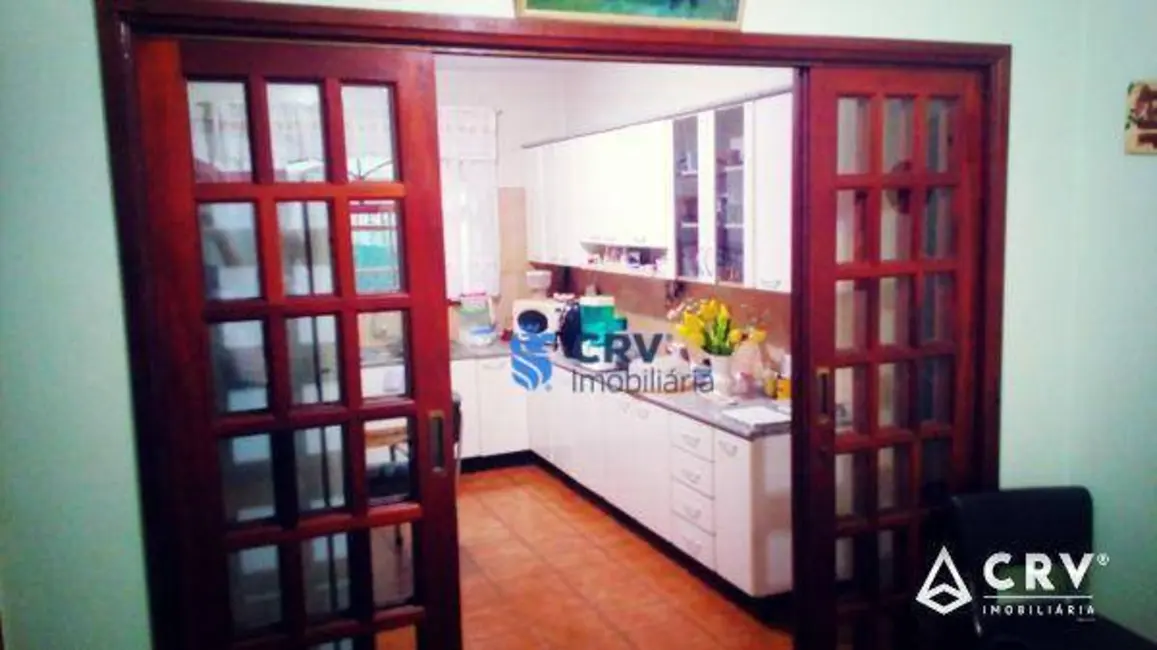 Casa com 3 quartos à venda, 360m2 em Waldemar Hauer, Londrina - PR - imagem 7 Foto 7 de Casa com 3 quartos à venda, 360m2 em Waldemar Hauer, Londrina - PR