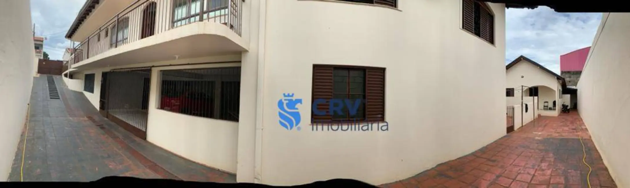 Casa com 7 quartos à venda, 549m2 em Londrina - PR - imagem 3 Foto 3 de Casa com 7 quartos à venda, 549m2 em Londrina - PR