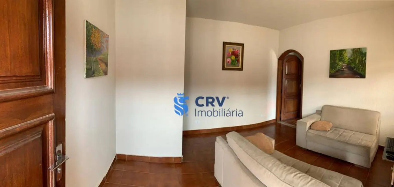 Casa com 7 quartos à venda, 549m2 em Londrina - PR - imagem 7 Foto 7 de Casa com 7 quartos à venda, 549m2 em Londrina - PR