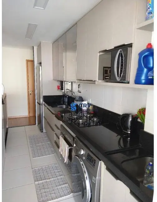 Apartamento com 2 quartos à venda, 141m2 em Centro, Londrina - PR - imagem 7 Foto 7 de Apartamento com 2 quartos à venda, 141m2 em Centro, Londrina - PR