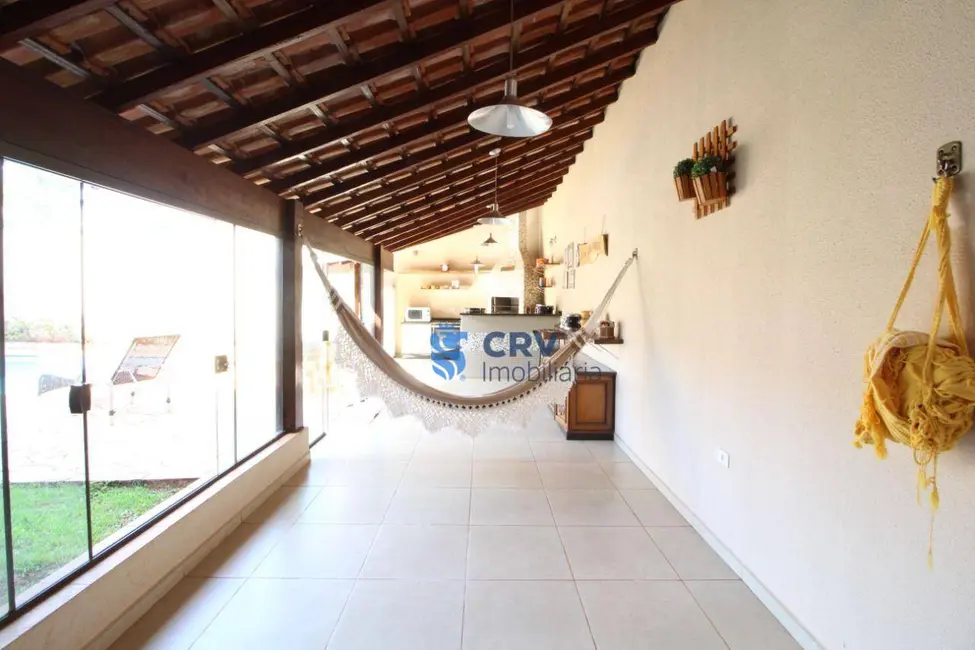 Sobrado com 5 quartos à venda, 500m2 em Mediterrâneo, Londrina - PR - imagem 9 Foto 9 de Sobrado com 5 quartos à venda, 500m2 em Mediterrâneo, Londrina - PR