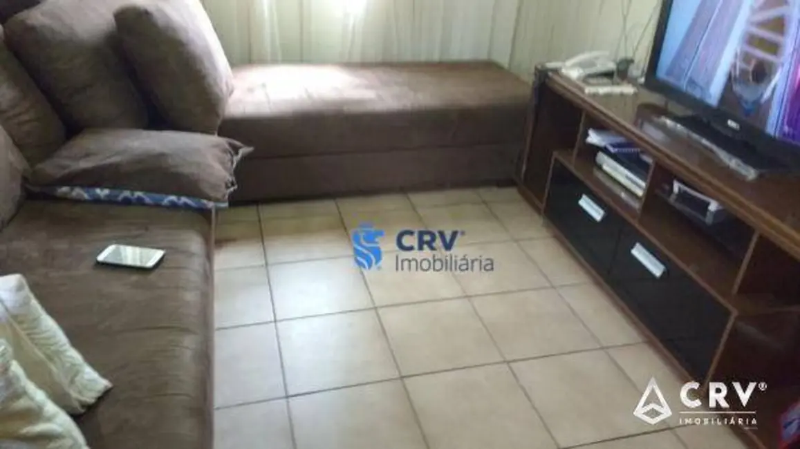 Casa com 3 quartos à venda, 250m2 em Champagnat, Londrina - PR - imagem 5 Foto 5 de Casa com 3 quartos à venda, 250m2 em Champagnat, Londrina - PR