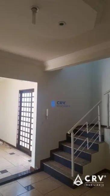 Casa com 3 quartos à venda, 348m2 em Alpes, Londrina - PR - imagem 7 Foto 7 de Casa com 3 quartos à venda, 348m2 em Alpes, Londrina - PR