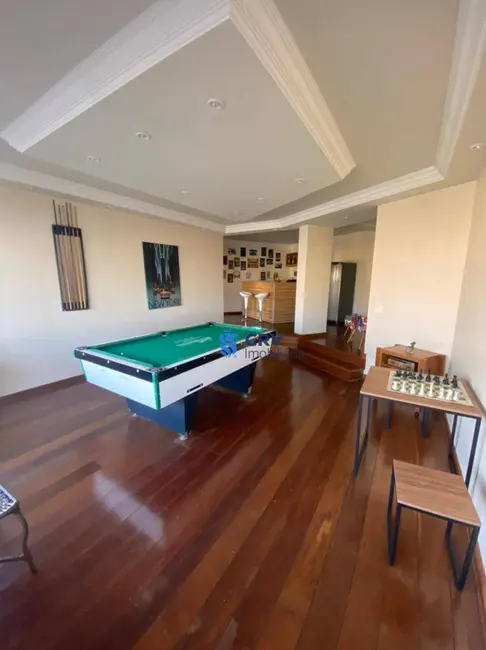 Apartamento com 4 quartos à venda, 414m2 em Centro, Londrina - PR - imagem 7 Foto 7 de Apartamento com 4 quartos à venda, 414m2 em Centro, Londrina - PR