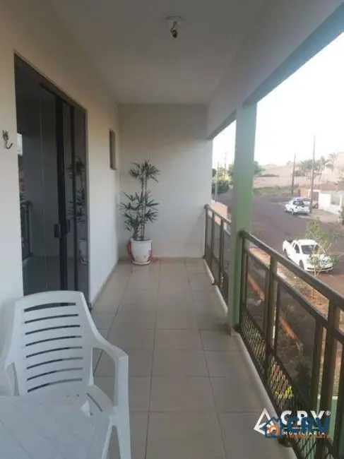 Foto 6 de Casa com 3 quartos à venda, 266m2 em Jardim do Leste, Londrina - PR