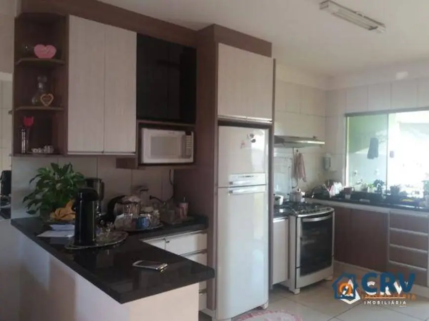 Foto 7 de Casa com 3 quartos à venda, 266m2 em Jardim do Leste, Londrina - PR