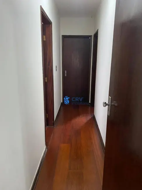 Casa com 3 quartos à venda, 286m2 em Santa Rosa, Londrina - PR - imagem 5 Foto 5 de Casa com 3 quartos à venda, 286m2 em Santa Rosa, Londrina - PR