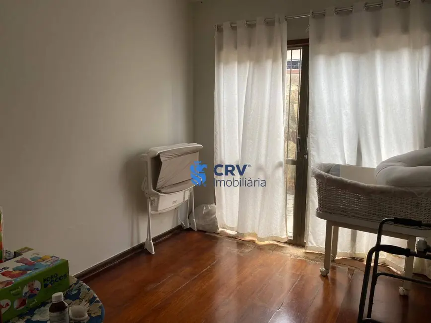 Casa com 3 quartos à venda, 286m2 em Santa Rosa, Londrina - PR - imagem 3 Foto 3 de Casa com 3 quartos à venda, 286m2 em Santa Rosa, Londrina - PR