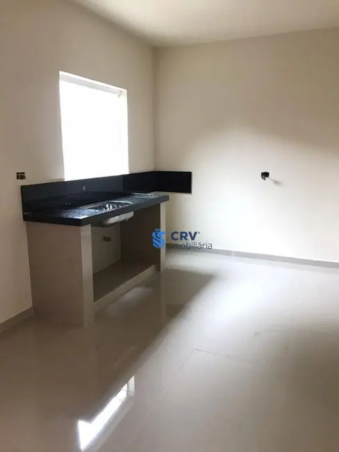 Sobrado com 3 quartos à venda, 150m2 em Conjunto Habitacional Santiago II, Londrina - PR - imagem 6 Foto 6 de Sobrado com 3 quartos à venda, 150m2 em Conjunto Habitacional Santiago II, Londrina - PR