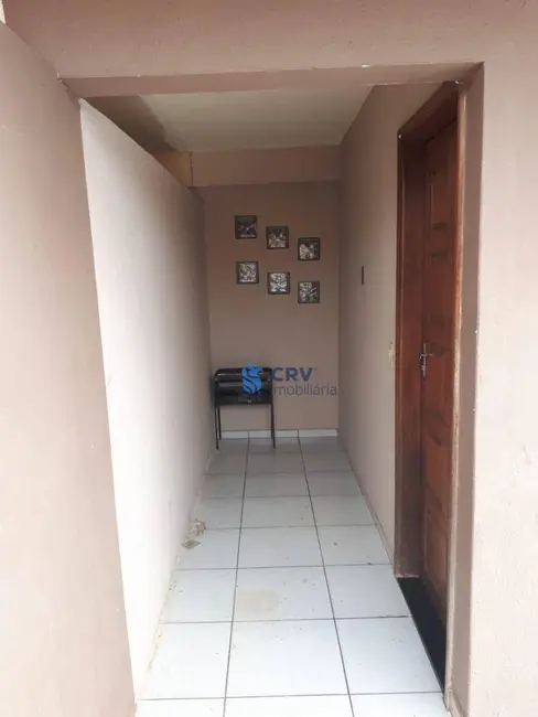 Casa com 2 quartos à venda, 250m2 em Conjunto Café, Londrina - PR - imagem 5 Foto 5 de Casa com 2 quartos à venda, 250m2 em Conjunto Café, Londrina - PR