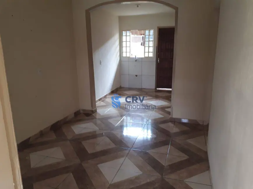 Casa com 2 quartos à venda, 250m2 em Conjunto Café, Londrina - PR - imagem 2 Foto 2 de Casa com 2 quartos à venda, 250m2 em Conjunto Café, Londrina - PR