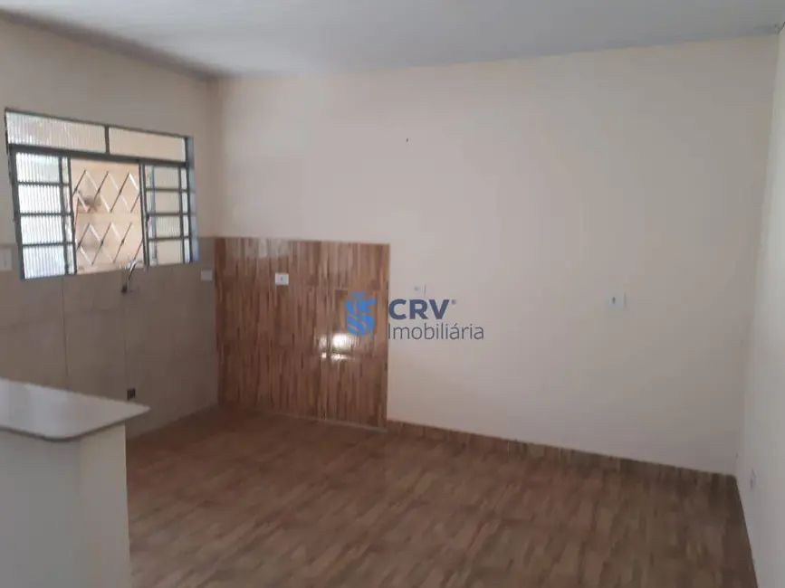 Casa com 2 quartos à venda, 250m2 em Conjunto Café, Londrina - PR - imagem 8 Foto 8 de Casa com 2 quartos à venda, 250m2 em Conjunto Café, Londrina - PR