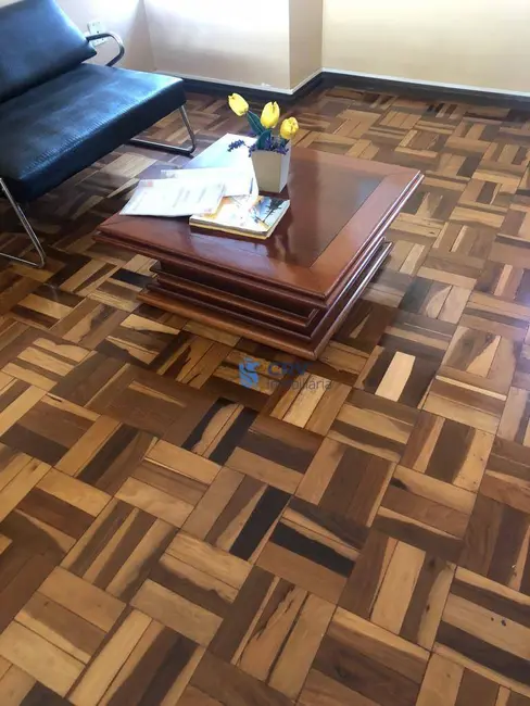 Foto 21 de Sobrado à venda, 870m2 em Centro, Londrina - PR