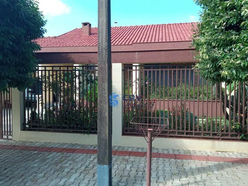 Foto 3 de Casa com 5 quartos à venda, 588m2 em Centro, Cambe - PR