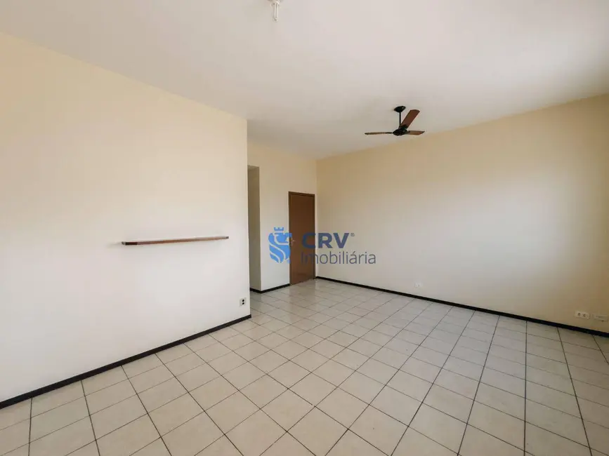 Casa com 3 quartos à venda, 270m2 em Santiago, Londrina - PR - imagem 5 Foto 5 de Casa com 3 quartos à venda, 270m2 em Santiago, Londrina - PR