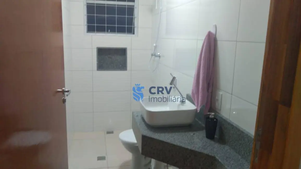 Casa com 3 quartos à venda, 500m2 em Tucano, Londrina - PR - imagem 6 Foto 6 de Casa com 3 quartos à venda, 500m2 em Tucano, Londrina - PR