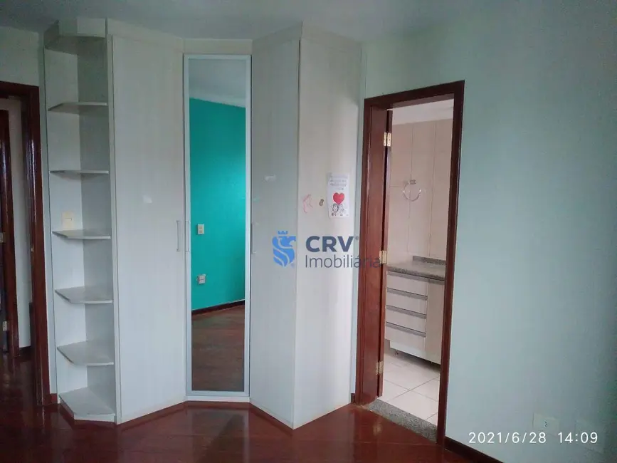 Apartamento com 5 quartos à venda, 394m2 em Centro, Londrina - PR - imagem 7 Foto 7 de Apartamento com 5 quartos à venda, 394m2 em Centro, Londrina - PR