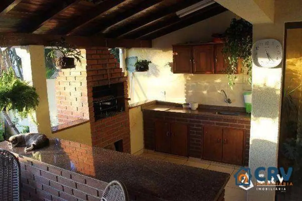 Foto 7 de Sobrado com 3 quartos à venda, 327m2 em Ibipora - PR