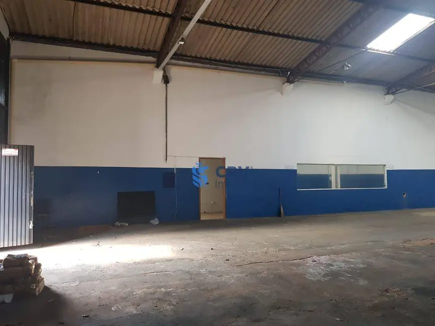 Foto 7 de Armazém / Galpão à venda, 2160m2 em Londrina - PR