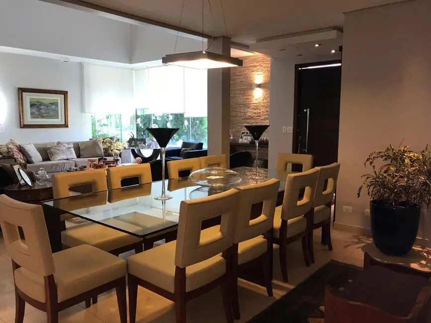 Casa de Condomínio com 5 quartos à venda, 704m2 em Esperança, Londrina - PR - imagem 8 Foto 8 de Casa de Condomínio com 5 quartos à venda, 704m2 em Esperança, Londrina - PR