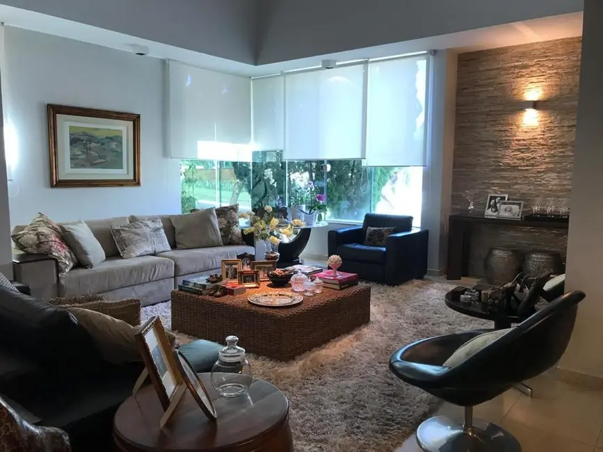 Casa de Condomínio com 5 quartos à venda, 704m2 em Esperança, Londrina - PR - imagem 3 Foto 3 de Casa de Condomínio com 5 quartos à venda, 704m2 em Esperança, Londrina - PR
